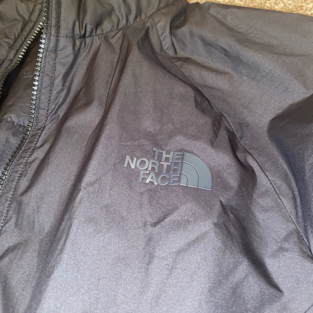 North Face reversible jacket - Picture 3 of 7